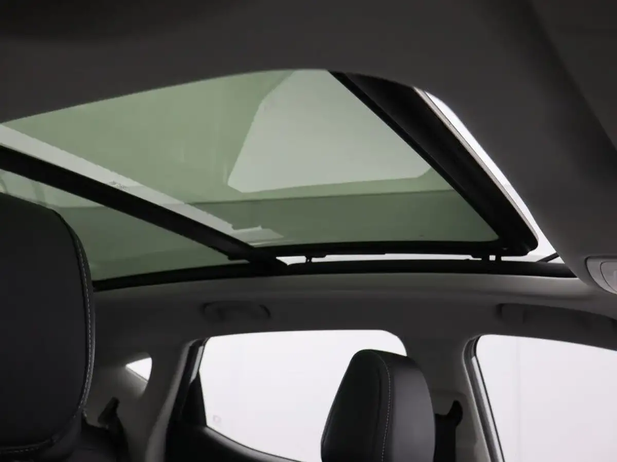 2020-mg-zs-suv-e-exclusive-ev-big-26