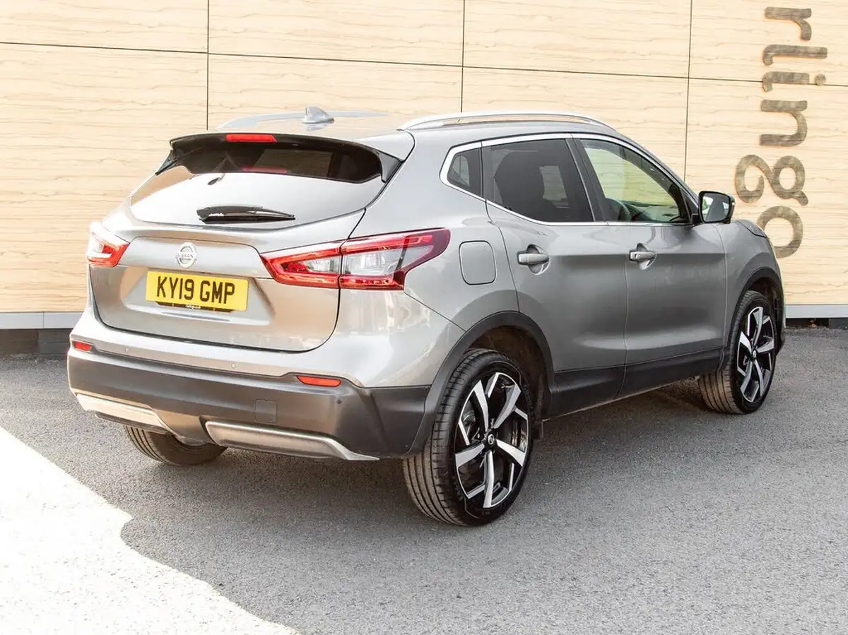 2019-nissan-qashqai-13-dig-t-tekna-140ps-big-1