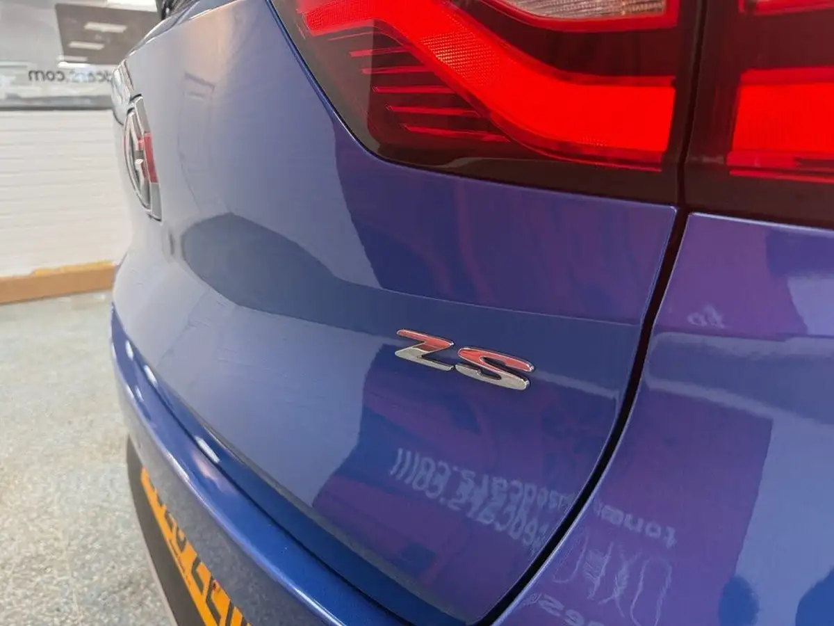 2020-mg-zs-suv-10t-gdi-exclusive-111ps-big-7