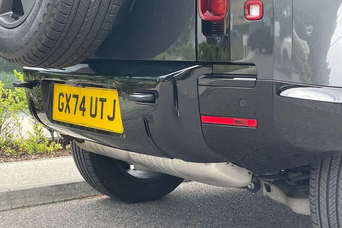 2024-land-rover-90-defender-30-d350-x-dynamic-hse-big-34
