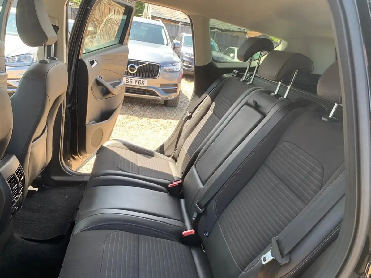 2018-ford-kuga-15tdci-titanium-big-37