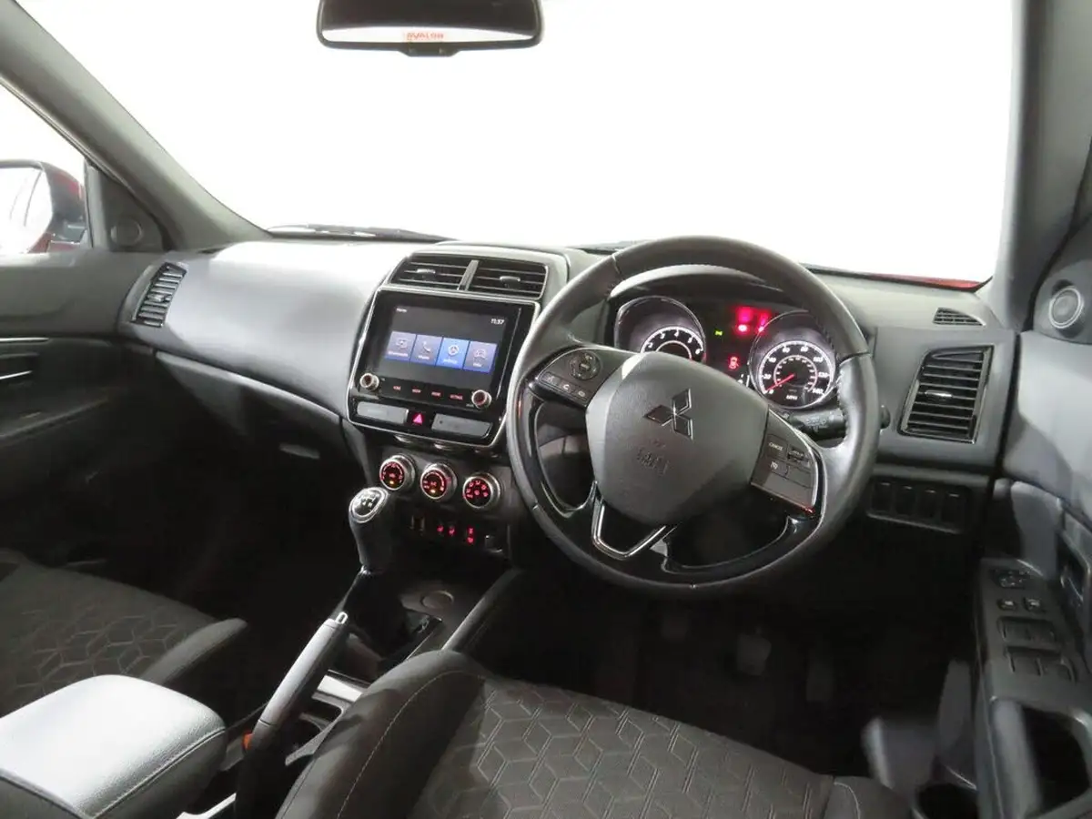 2020-mitsubishi-asx-20-dynamic-m-big-1
