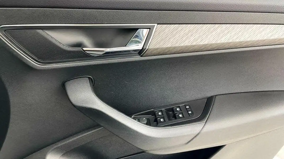 2024-skoda-karoq-10-tsi-se-l-edition-big-19