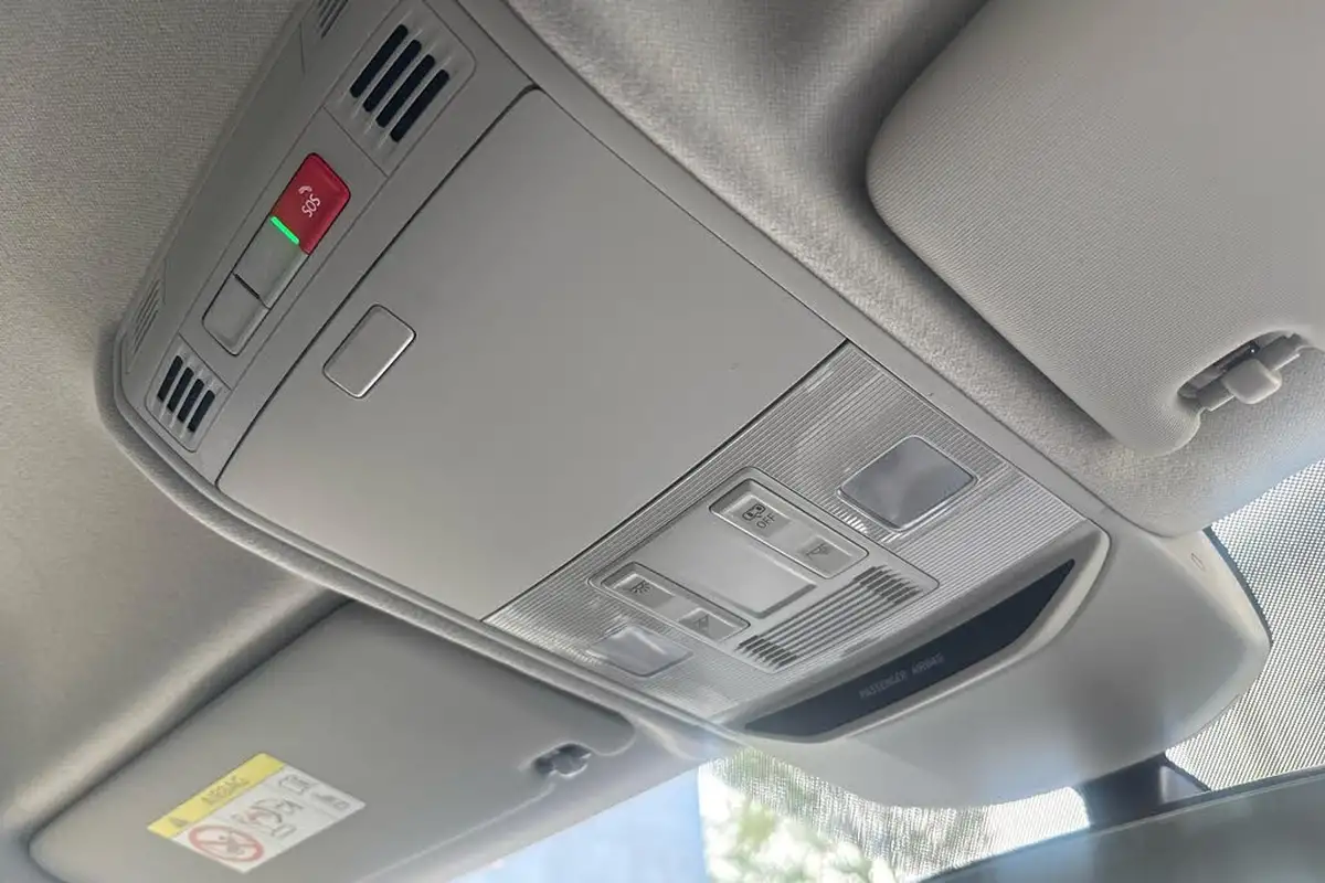 2023-skoda-fabia-10-mpi-colour-edition-big-17