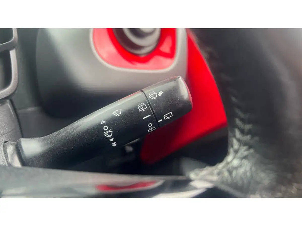 2019-toyota-aygo-10-vvt-i-x-play-big-33