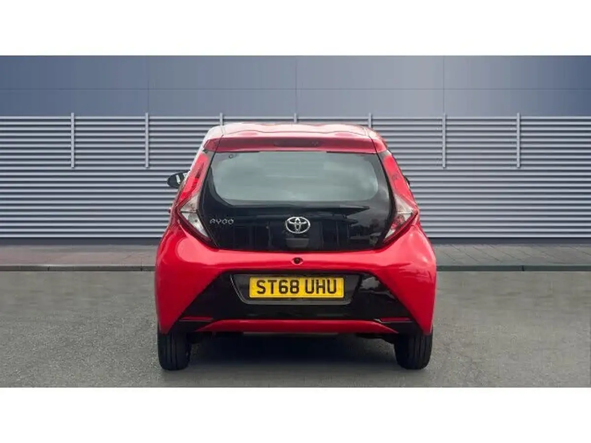 2019-toyota-aygo-10-vvt-i-x-play-big-5