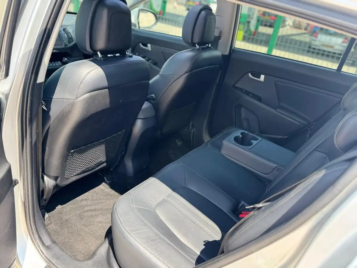 2012-kia-sportage-20td-kx-3-big-32