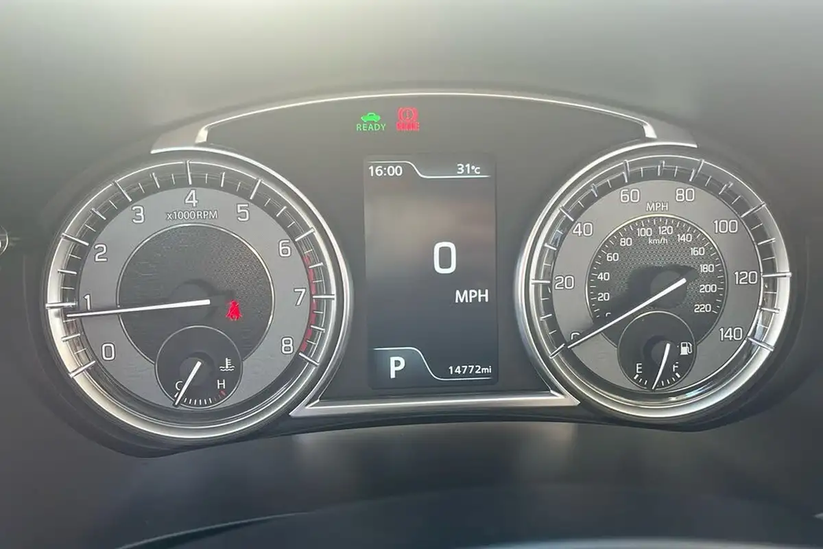 2023-suzuki-vitara-15-sz5-big-23