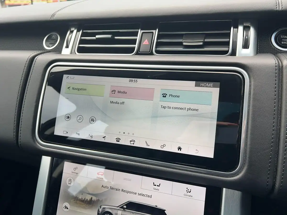 2021-land-rover-range-rover-20-p400e-autobiography-big-52
