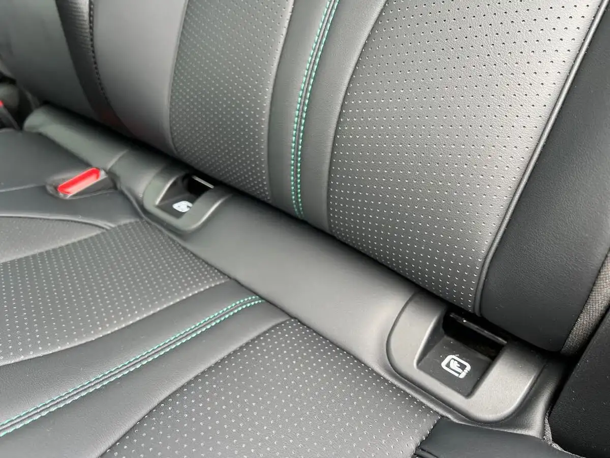 2025-byd-seal-15-comfort-big-30