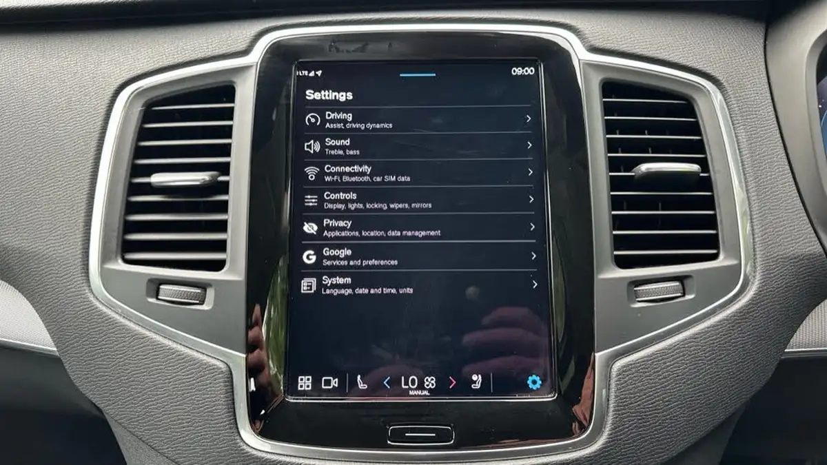 2023-volvo-xc90-20-b5-core-big-11