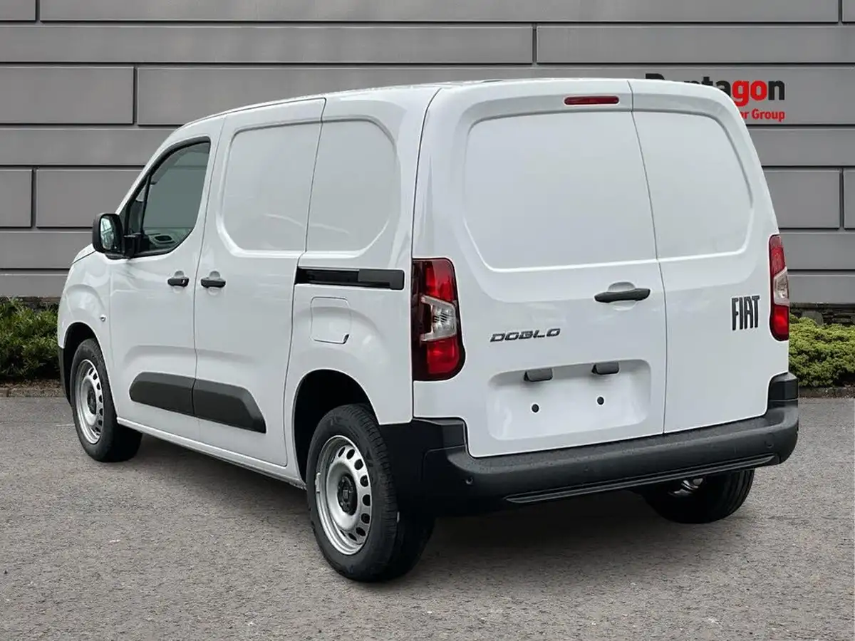 2025-fiat-doblo-big-1