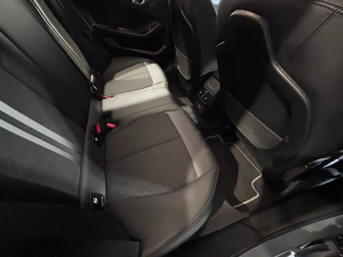 2023-bmw-1-series-15-118i-sport-dct-big-13