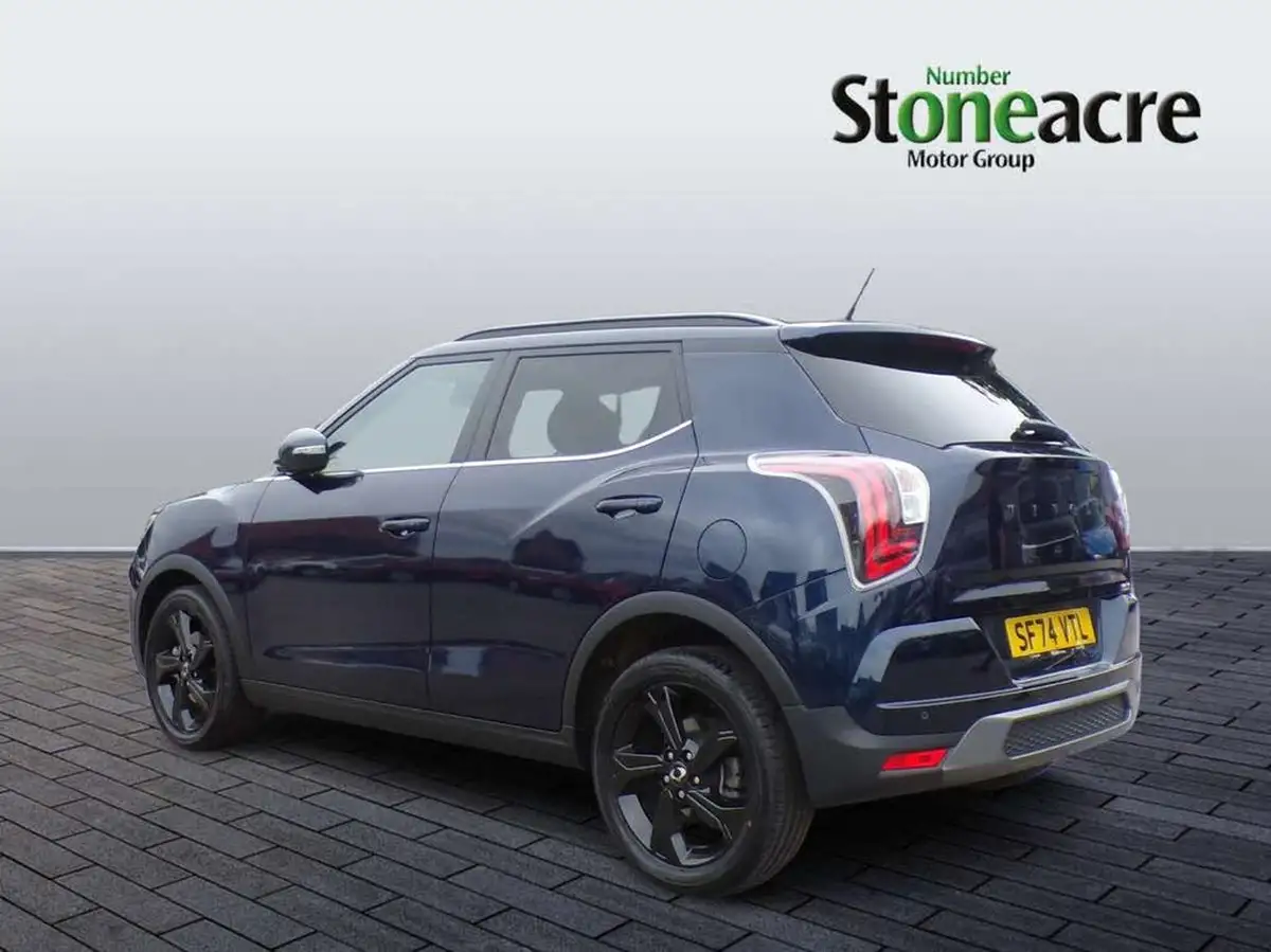 2024-kgm-ssangyong-tivoli-15-k40-auto-big-3