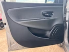 2011-chrysler-ypsilon-12-s-small-16