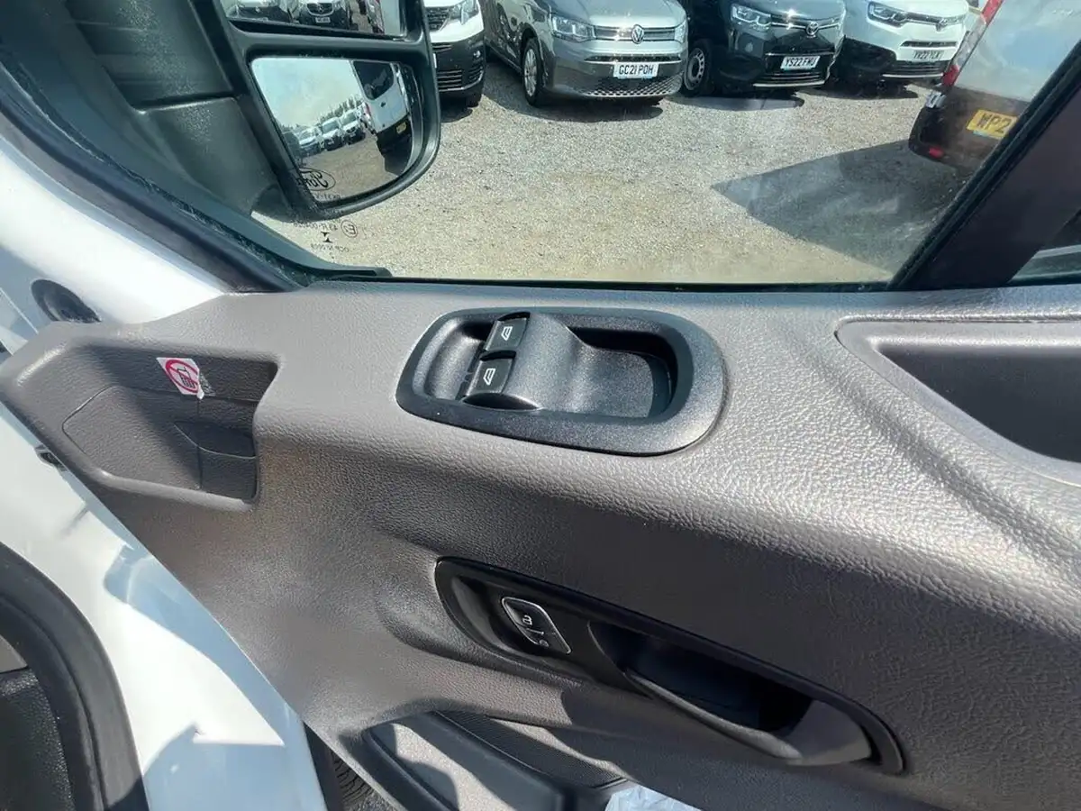 2022-ford-transit-20tdci-350-l3h3-leader-130pseu6dt-rwd-panel-van-big-30