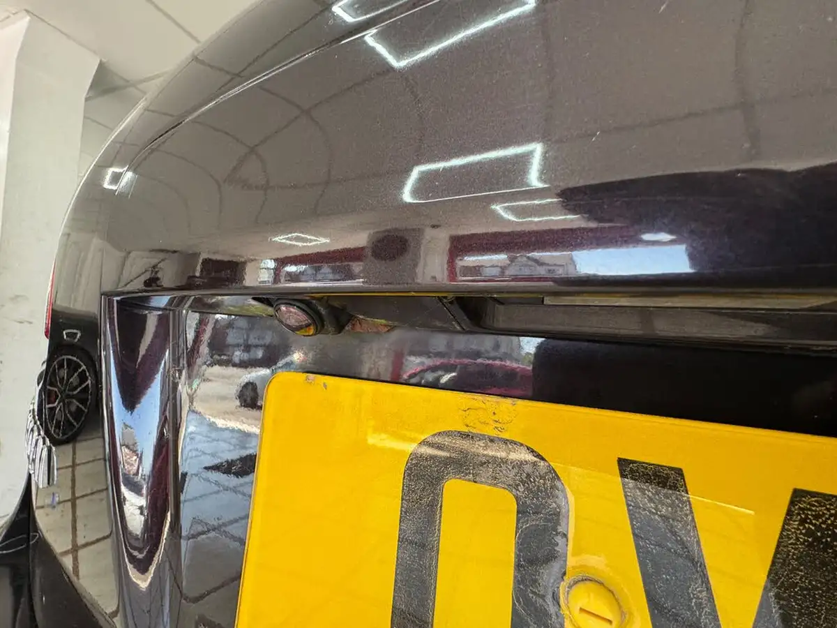 2011-nissan-qashqai-15td-n-tec-big-10