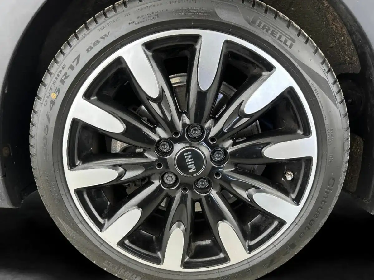 2021-mini-cooper-15-cooper-exclusive-hatchback-3d-big-22