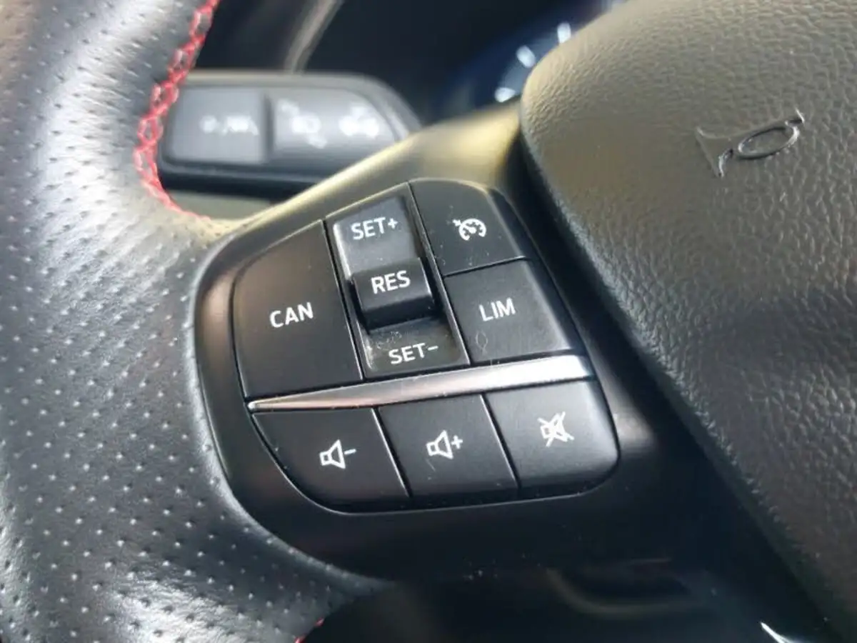 2020-ford-focus-10t-st-line-x-edition-155ps-hybrid-mhev-hatchback-big-14