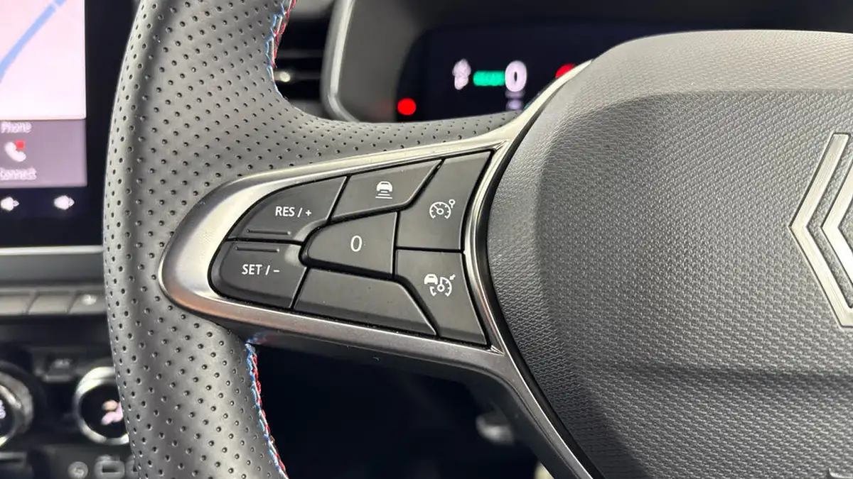 2024-renault-clio-16-esprit-alpine-big-20