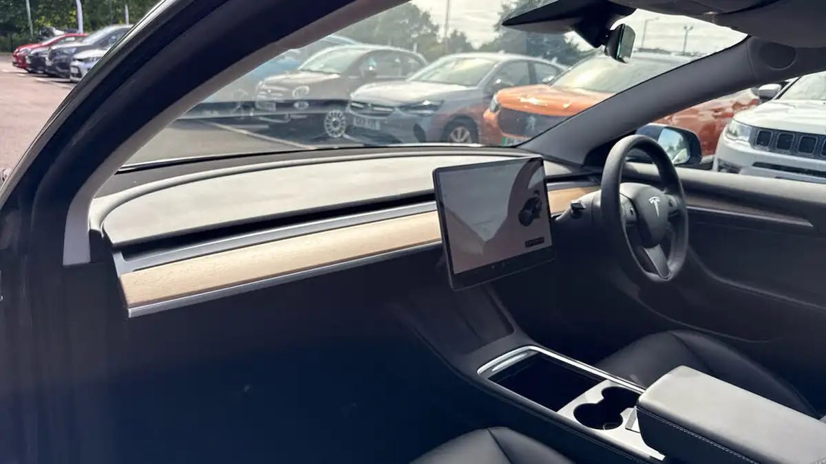 2021-tesla-model-3-e-long-range-4x4-big-9