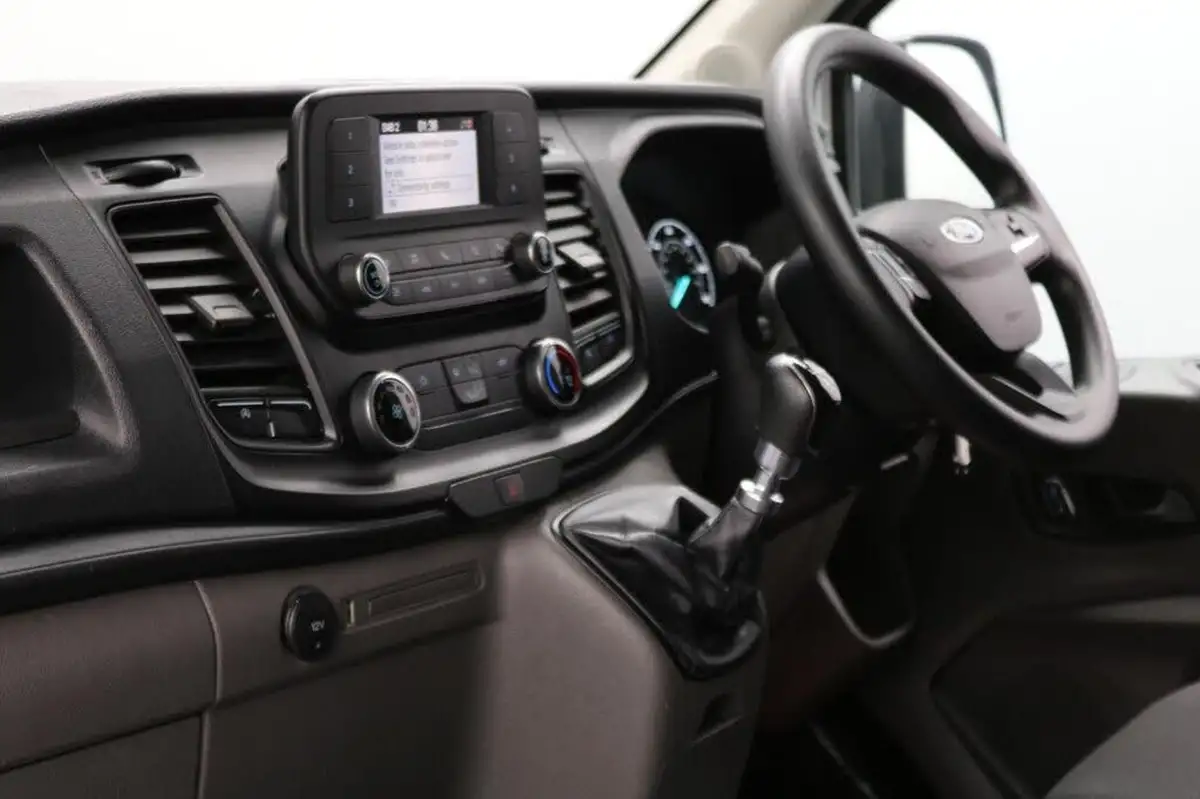 2022-ford-transit-20tdci-350-l4h3-leader-130pseu6dt-panel-van-big-1