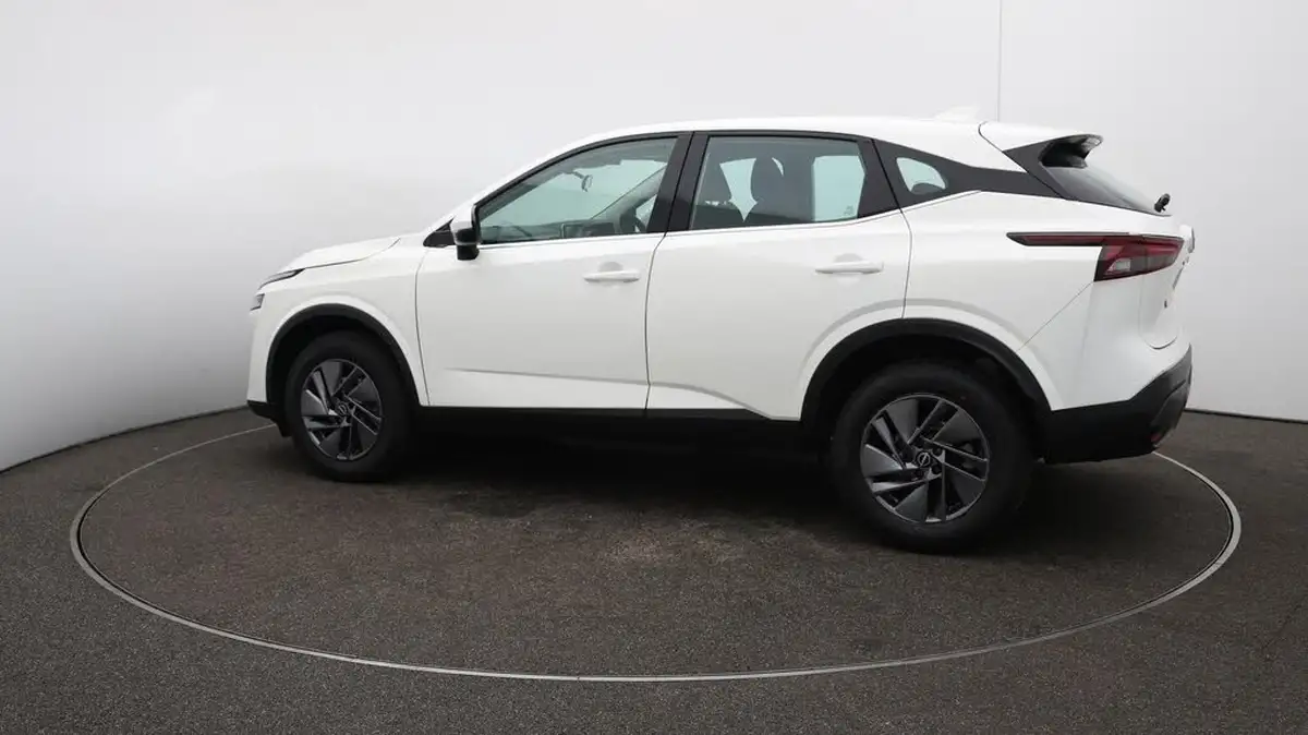 2023-nissan-qashqai-13-dig-t-acenta-premium-140ps-big-33