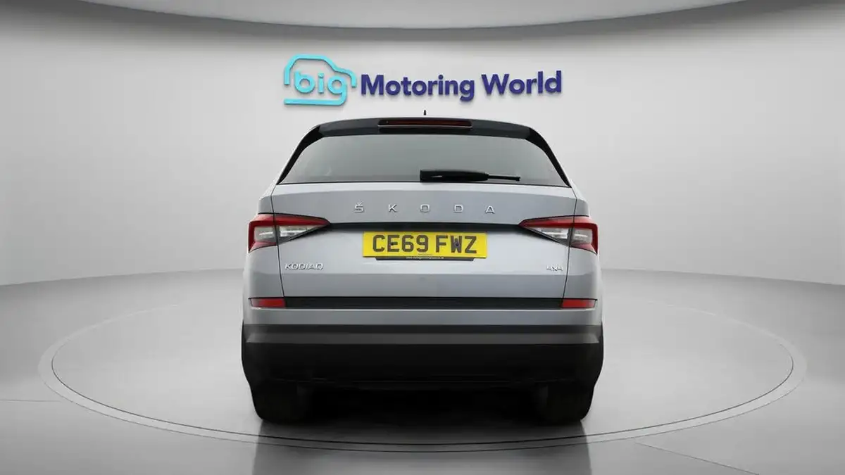 2019-skoda-kodiaq-20tdi-edition-150ps-4x4-7-seats-scr-big-6