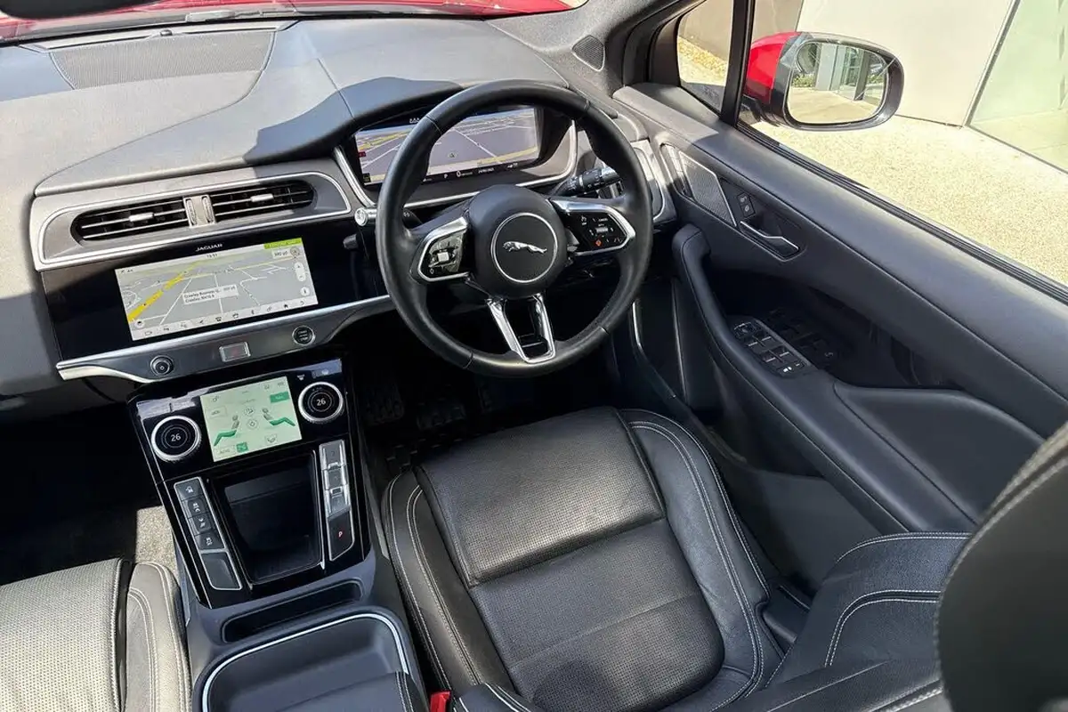 2019-jaguar-i-pace-ev400-se-big-23