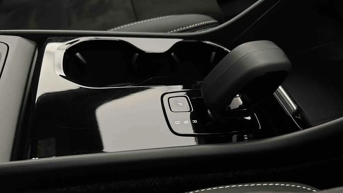 2022-volvo-c40-e-twin-recharge-pro-big-19