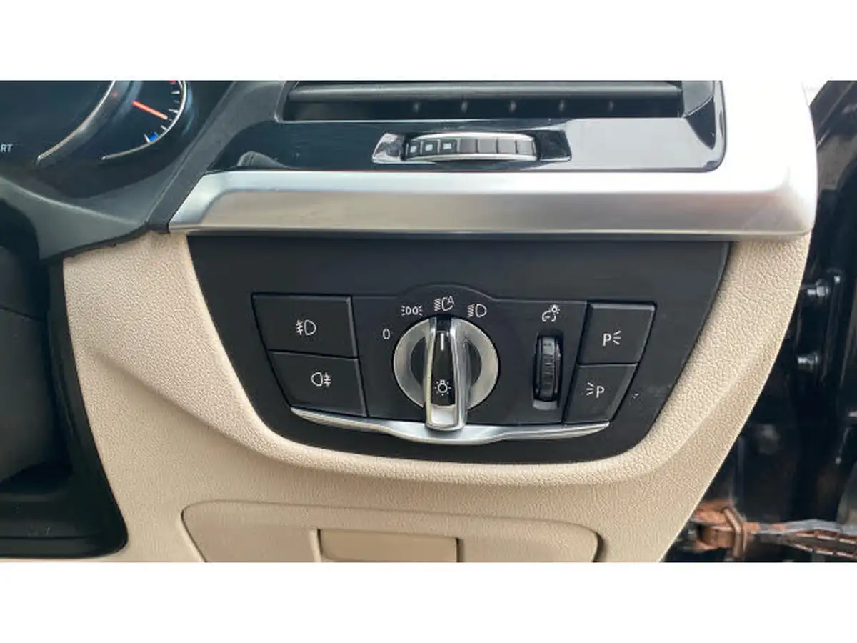 2019-bmw-x3-30td-m40d-big-25