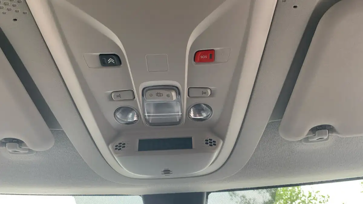 2019-citroen-berlingo-15bluehdi-flair-xl-size-130ps-eat8-big-38