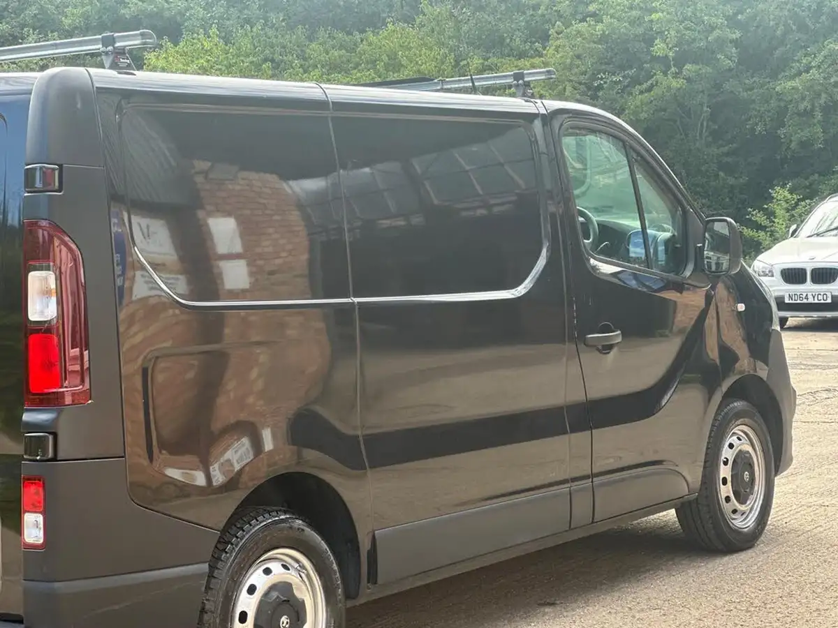 2018-vauxhall-vivaro-16cdti-2700-l1h1-95pseu6-big-20