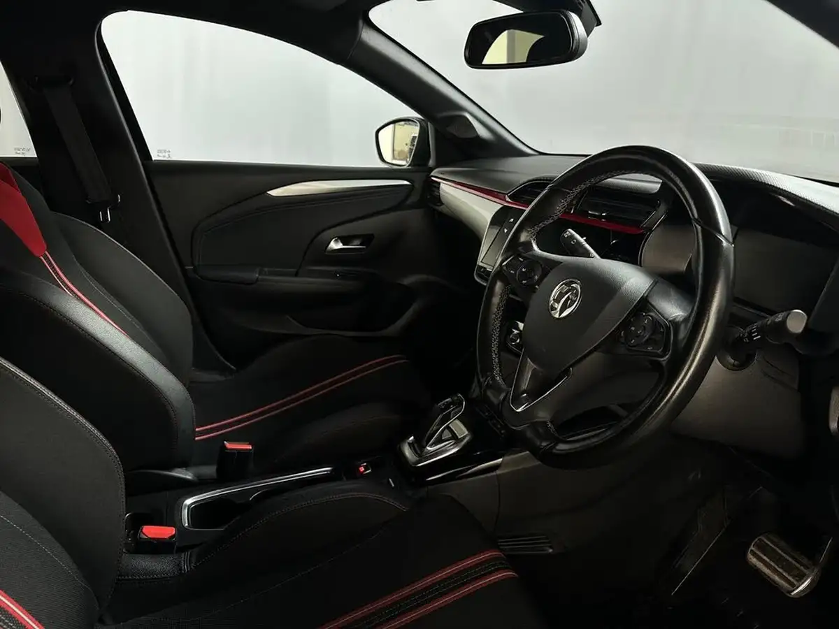 2022-vauxhall-corsa-e-sri-premium-big-12