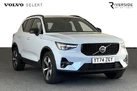 2024-volvo-xc40-small-0