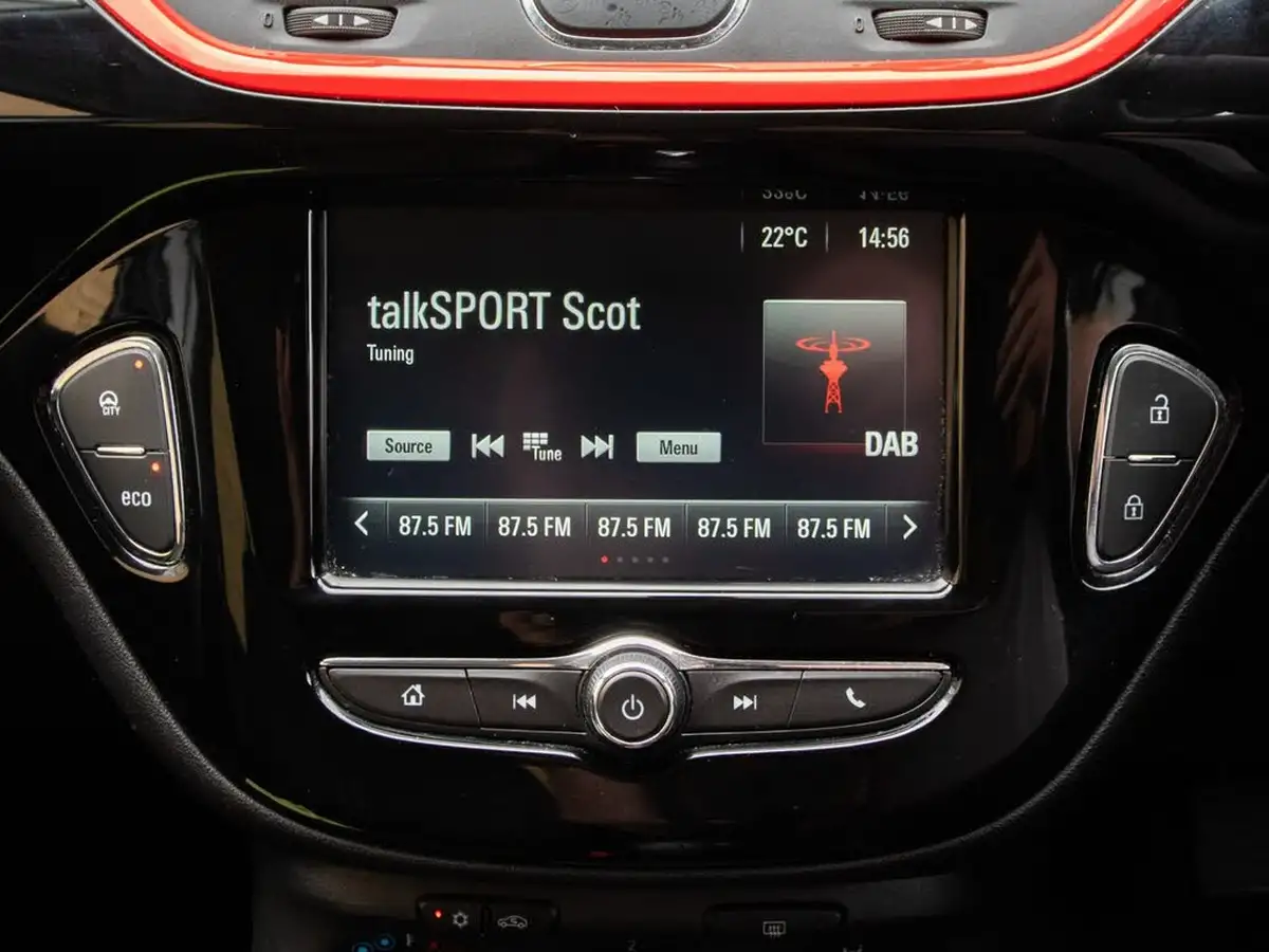 2019-vauxhall-corsa-14i-sri-vx-line-nav-black-90ps-5d-big-22