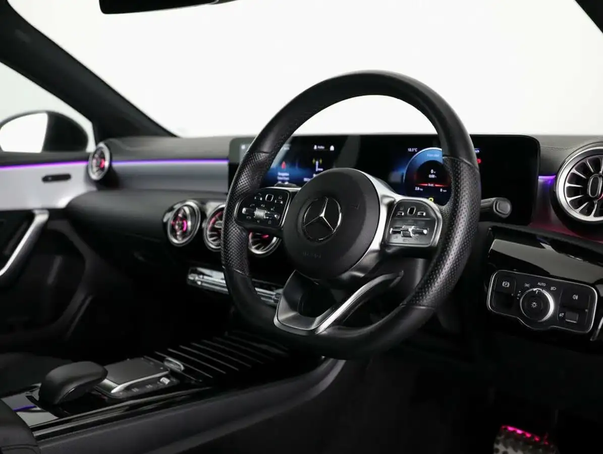 2022-mercedes-benz-a-class-13-a200-amg-line-executive-edition-hatchback-5d-7g-dct-big-24