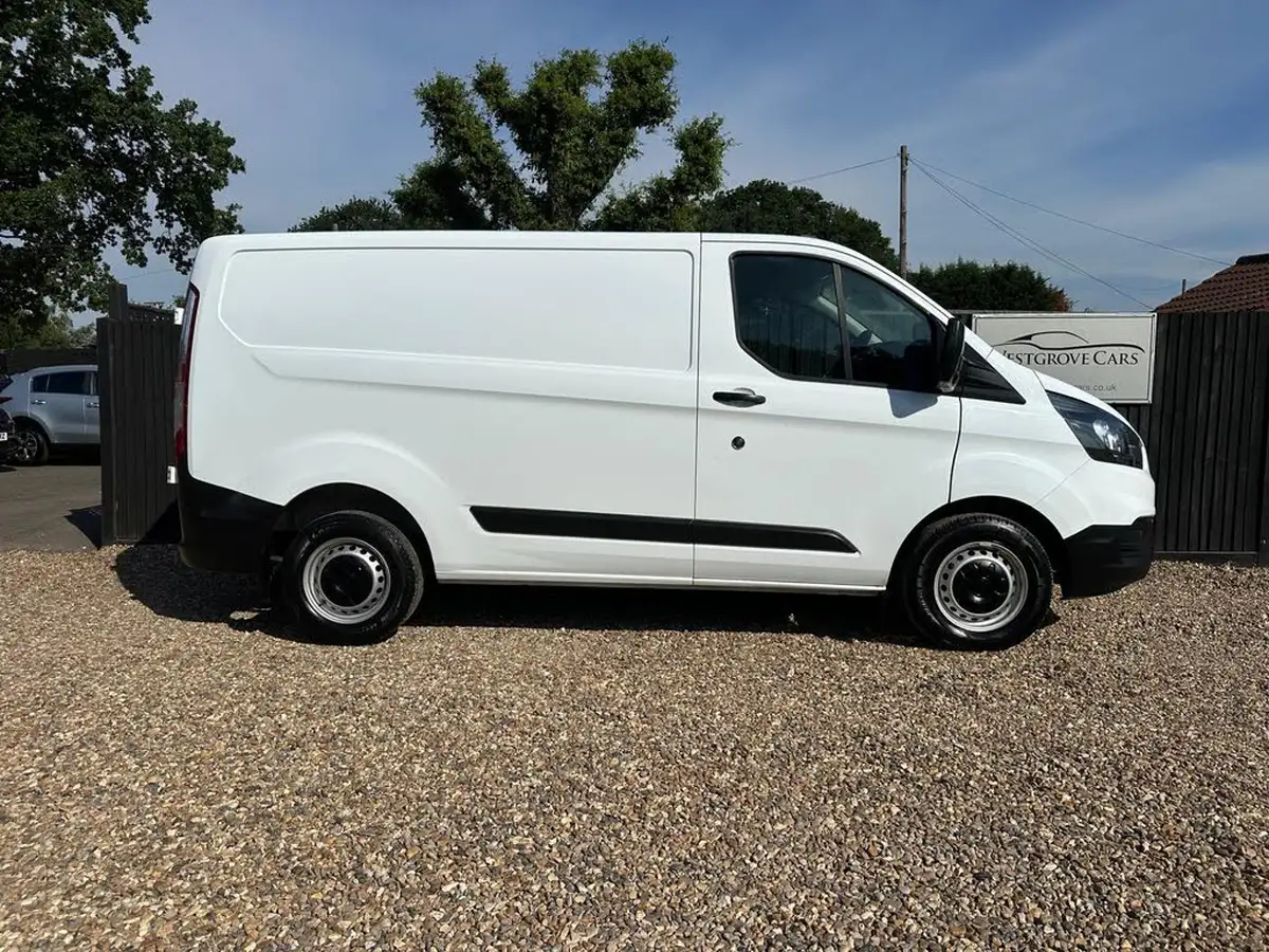 2021-ford-transit-custom-20tdci-300-l1h1-leader-105pseu6dt-panel-van-big-1