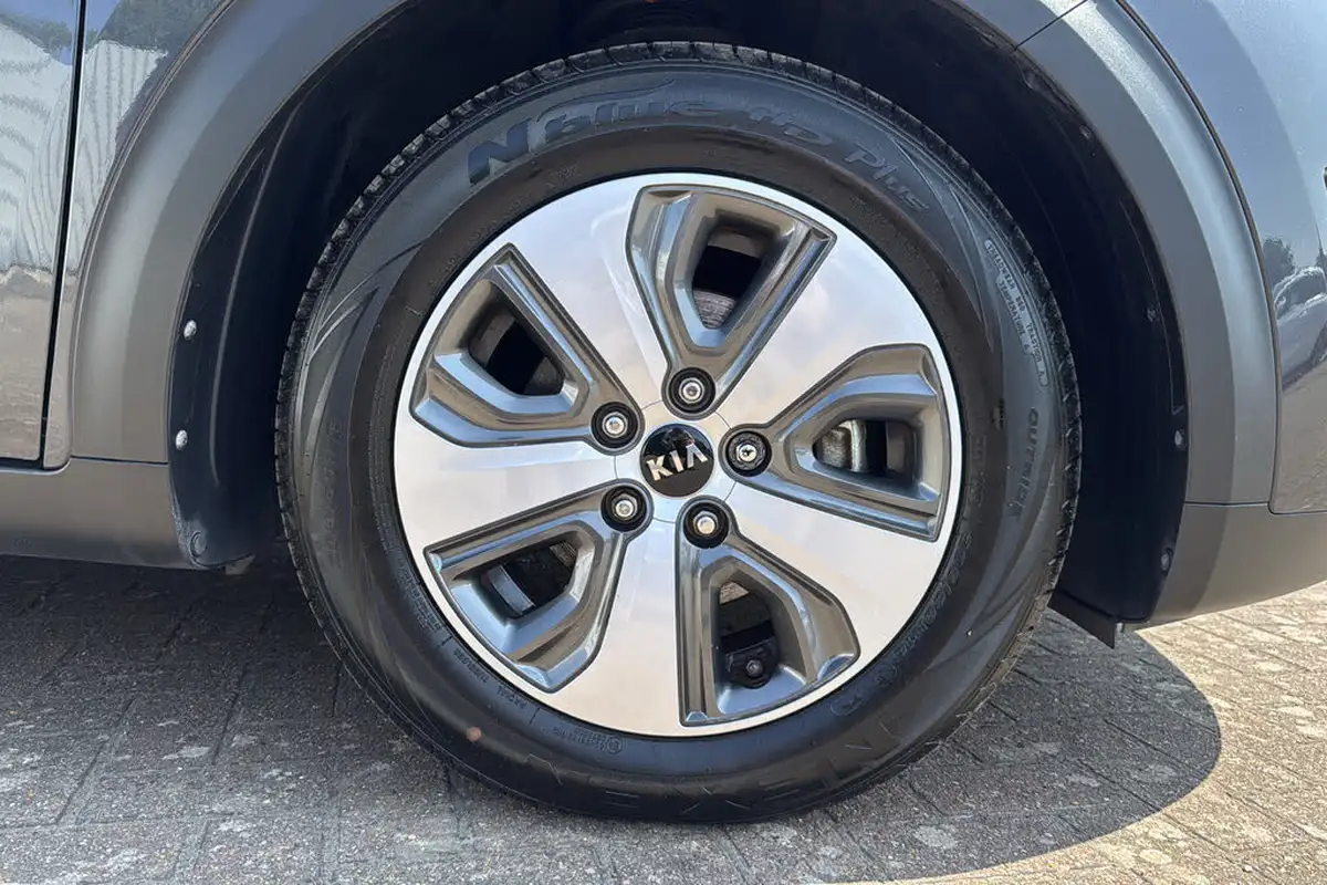 2018-kia-niro-16-gdi-2-adap-big-26