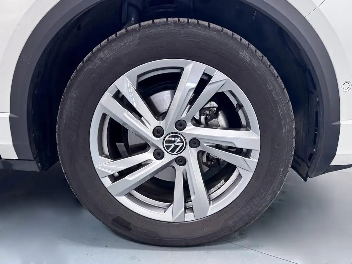 2024-volkswagen-t-roc-15-tsi-r-line-hatchback-5d-dsg-big-54