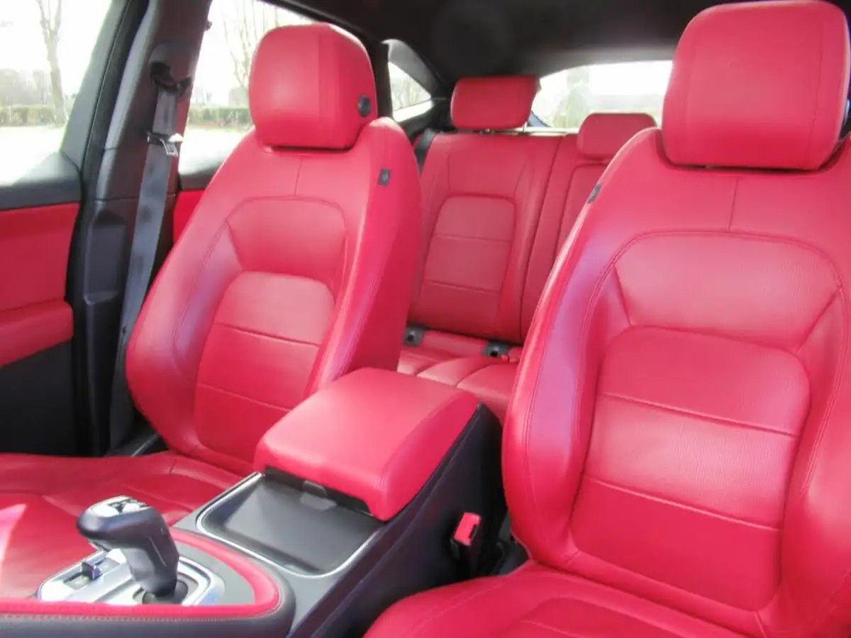 2019-jaguar-e-pace-20-i4-r-dynamic-se-249ps-big-21