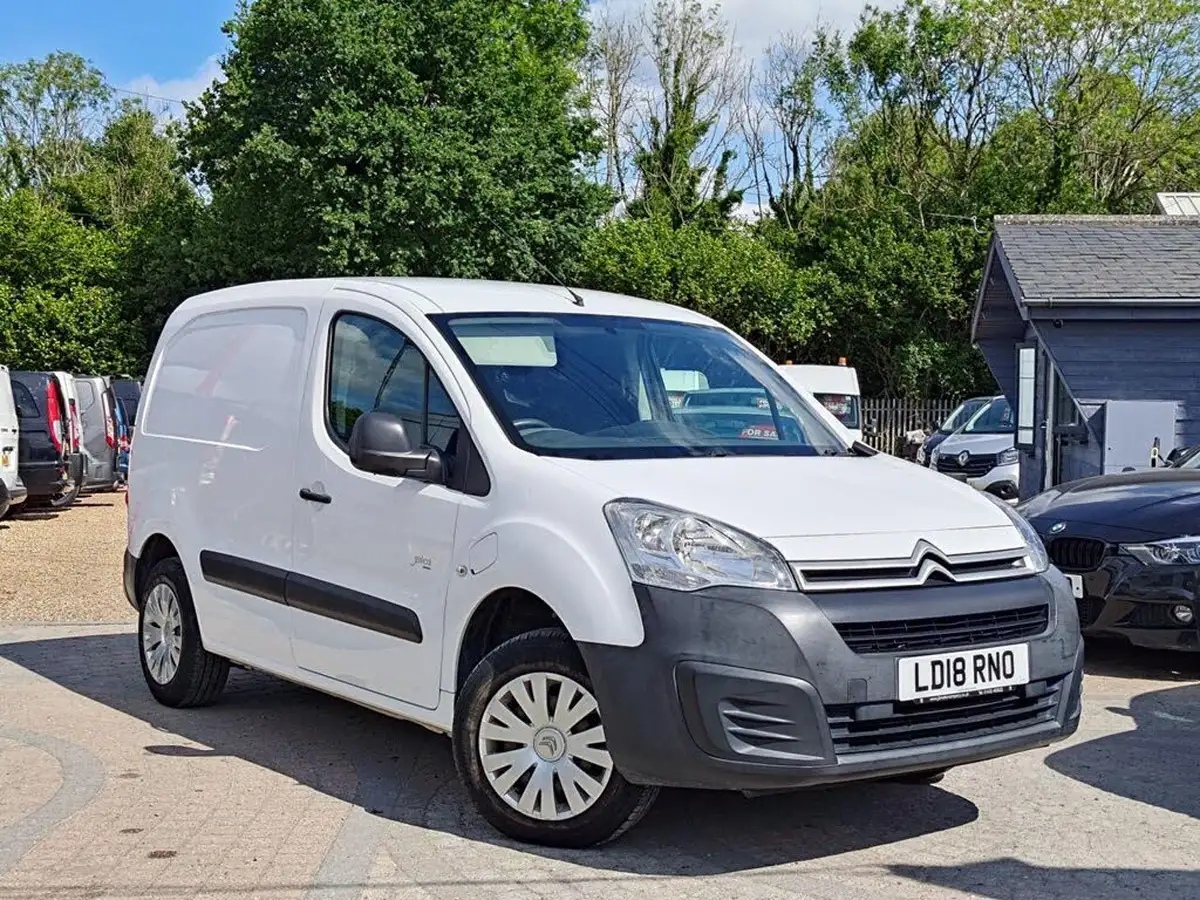 2018-citroen-berlingo-e-l1-635-lx-big-2