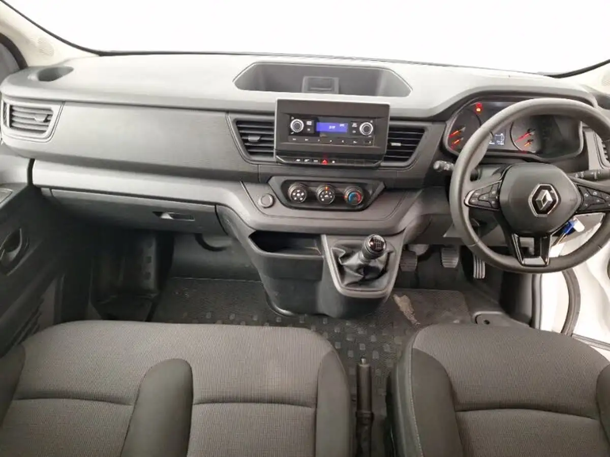 2022-renault-trafic-20dci-ll30-150-business-big-2