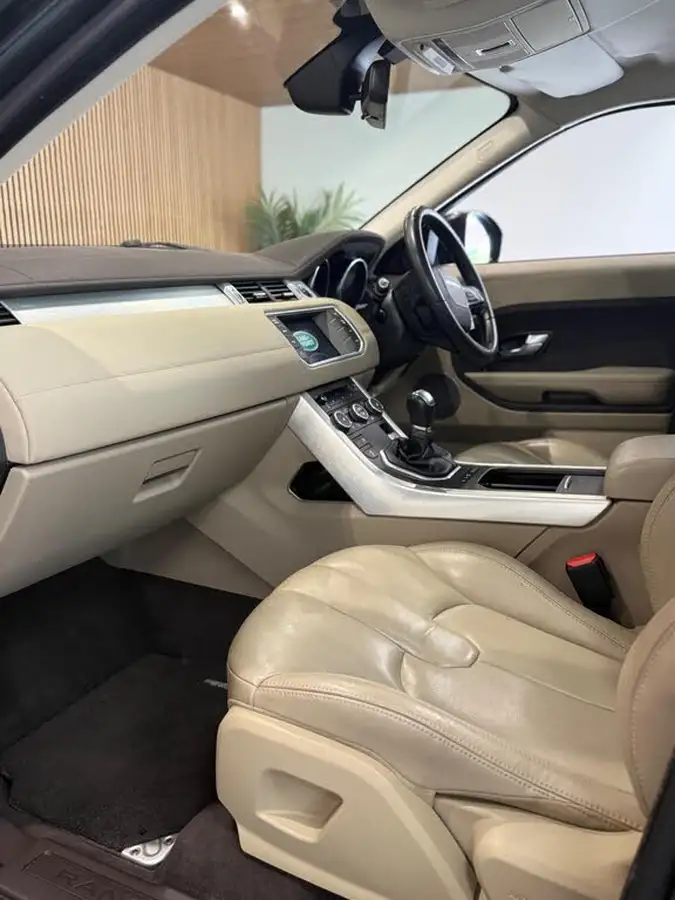 2014-land-rover-range-rover-evoque-22td-pure-tech-190bhp-4x4-hatchback-5d-big-24