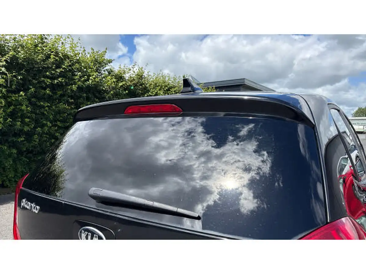 2021-kia-picanto-10-t-gdi-gt-line-s-big-28