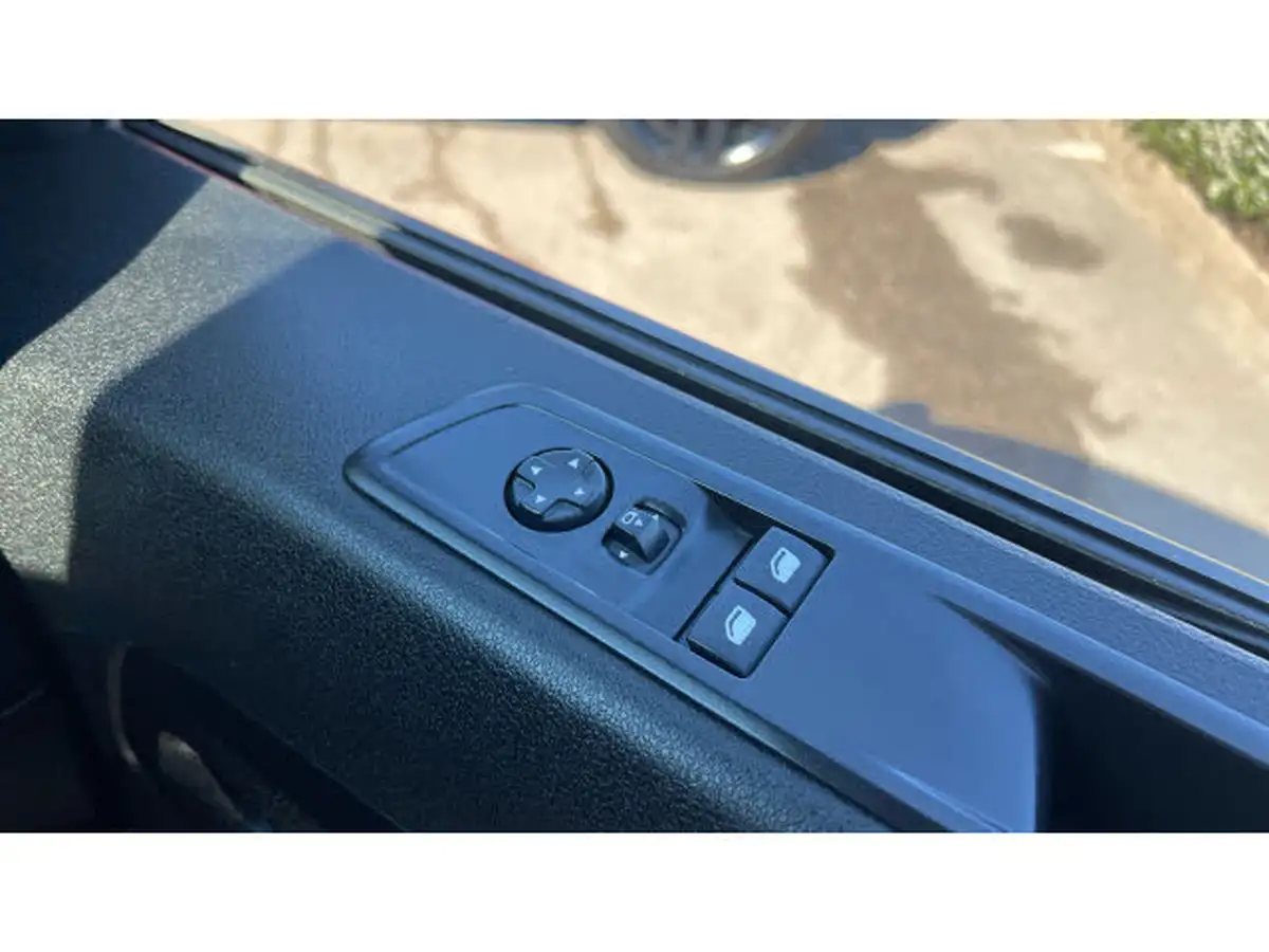2023-peugeot-expert-15-bluehdi-asphalt-premium-long-1000-big-30