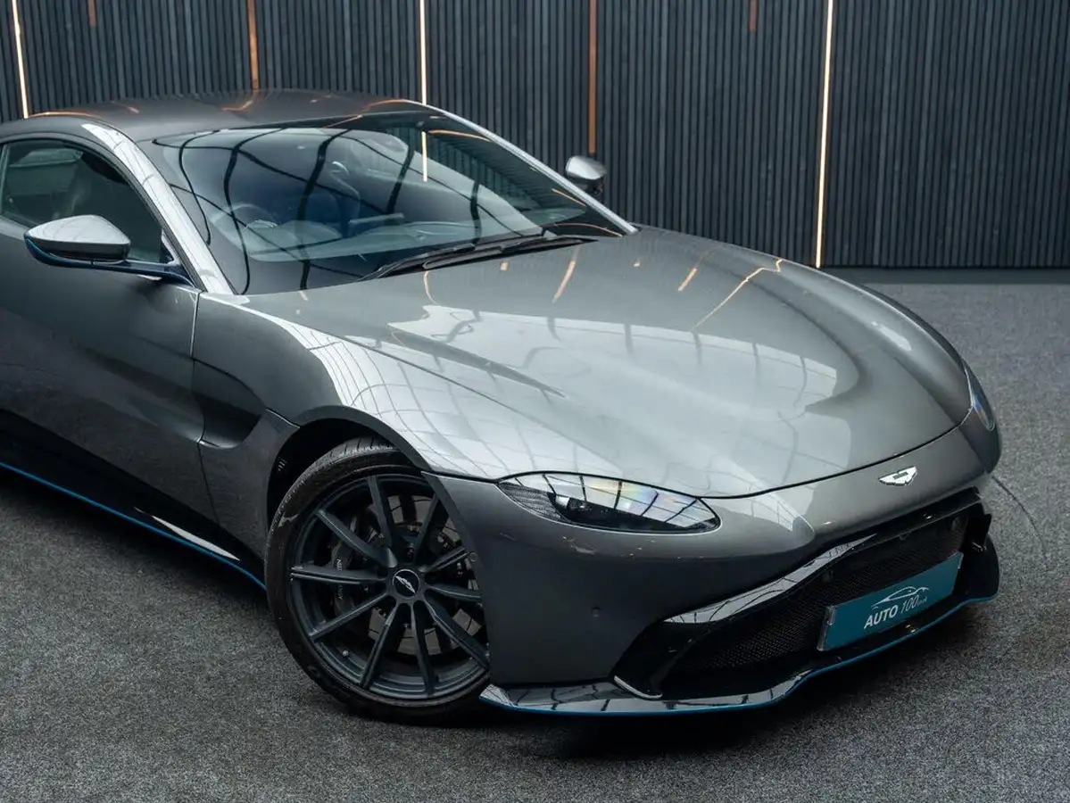 2018-aston-martin-vantage-40-v8-vantage-big-4