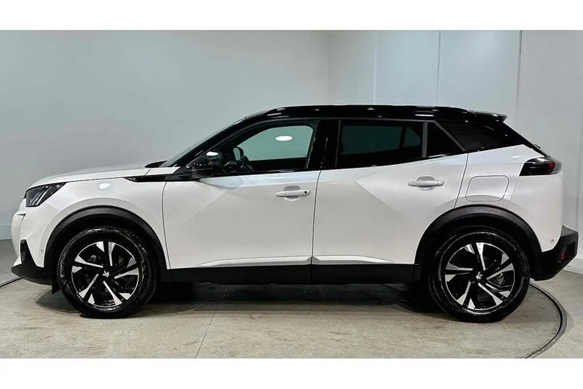 2021-peugeot-2008-suv-e-gt-big-6
