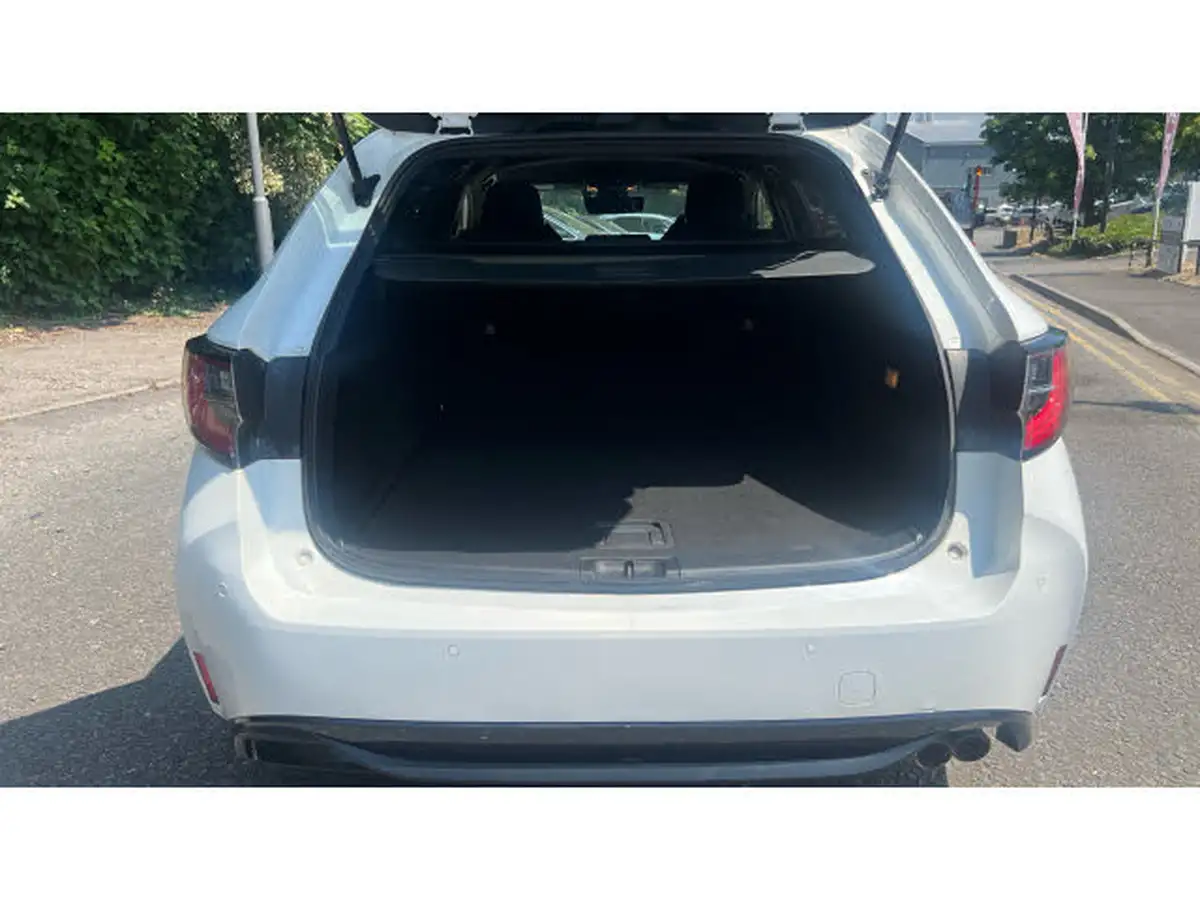 2022-toyota-corolla-20-vvt-i-gr-sport-181bhp-18in-alloy-wheelstrk-touring-sports-big-3