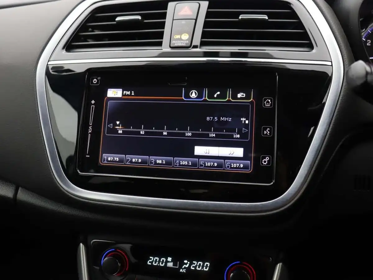 2021-suzuki-s-cross-14-boosterjet-sz-t-big-26